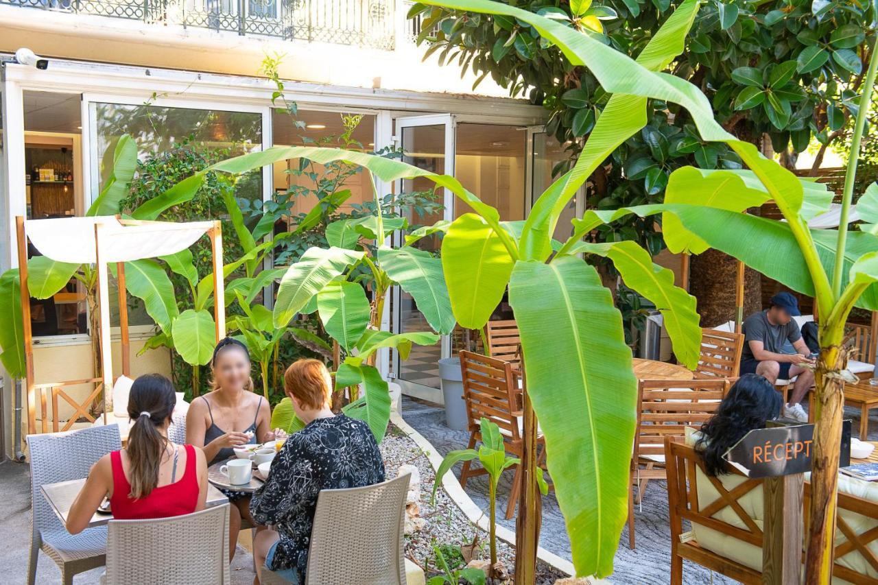 Auberge de Jeunesse HI Les Camélias Niza Exterior foto